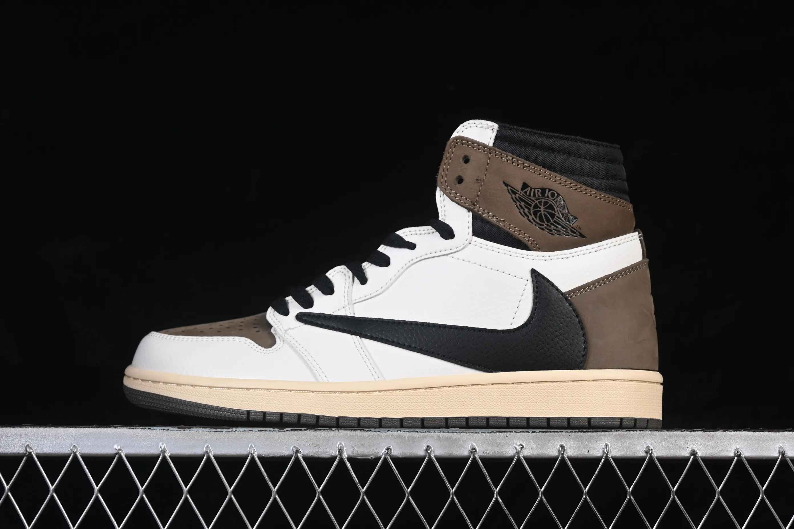 All categories Air Jordan Jordan series basketball shoes Air Jordan 1 High Travis Scott x Air Jordan 1 High OG AJ1 anti-hook high-top basketball shoes CD4487-001